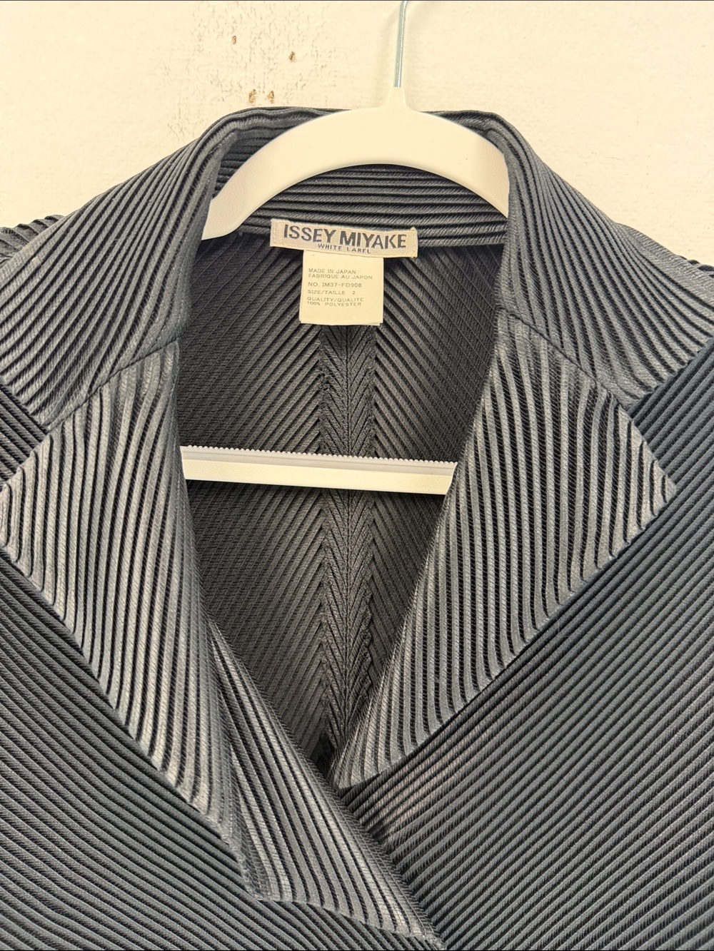 Issey Miyake Vintage Pleated Jacket / Blazer - Picture 2 of 4
